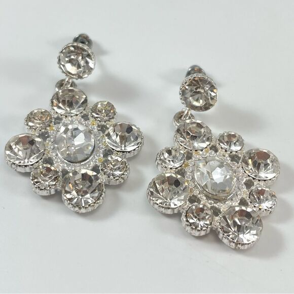Bridal Silver Tone Glass Rhinestone Earrings Dangle Post Setting Elegant Sparkle - Picture 5 of 6